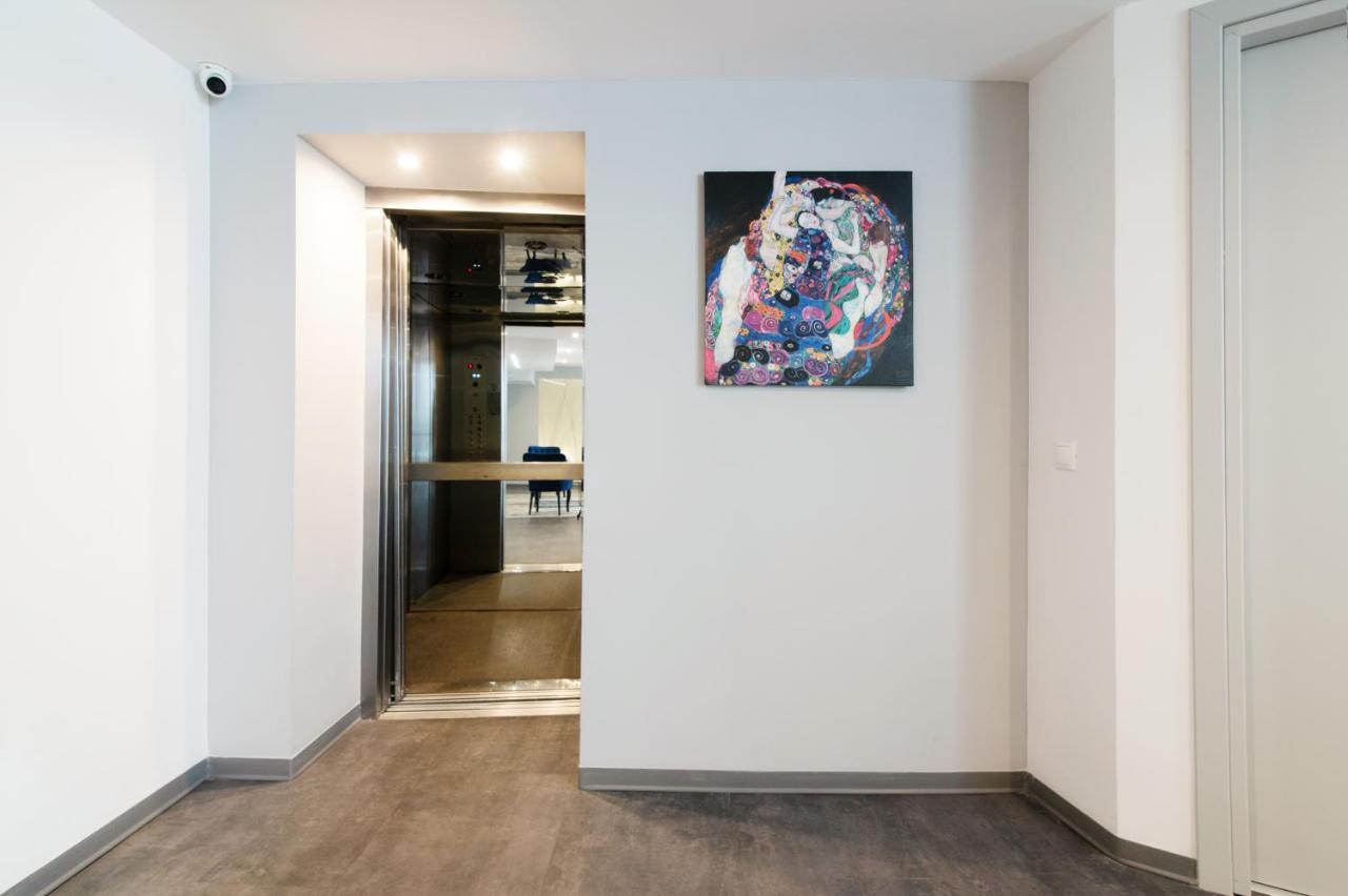 Olvia Suites Атина Екстериор снимка