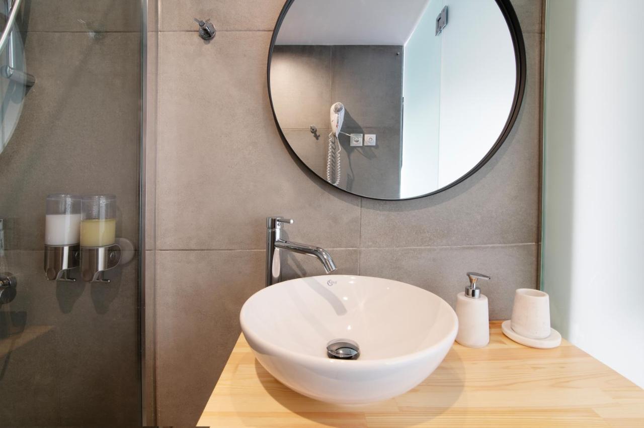 Olvia Suites Атина Екстериор снимка