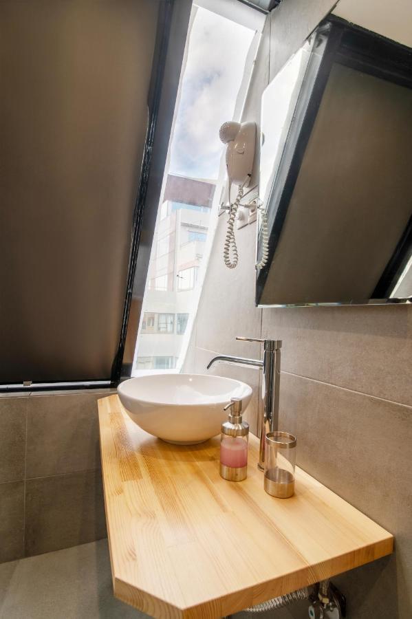 Olvia Suites Атина Екстериор снимка